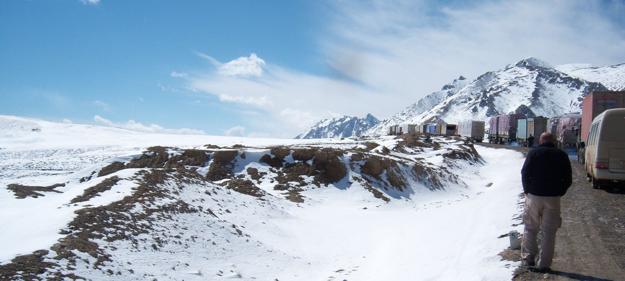 Road block at Torugart Pass
