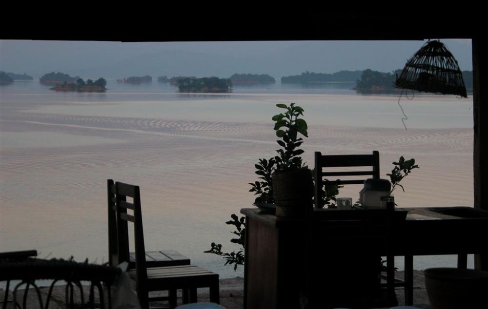 Laos - Laung Prabang to Vientiane