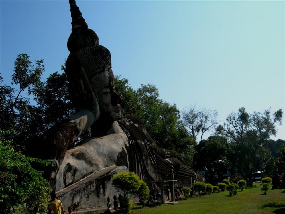 Laos - Laung Prabang to Vientiane