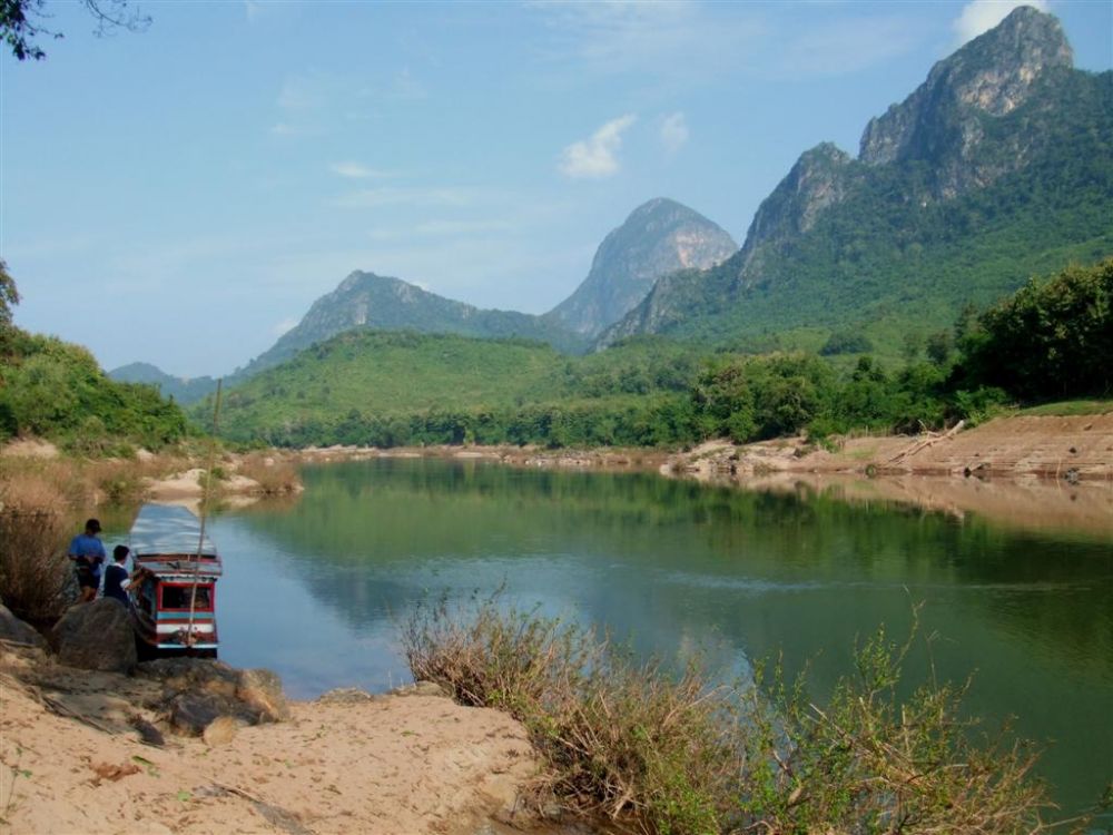Laos - Laung Prabang to Vientiane