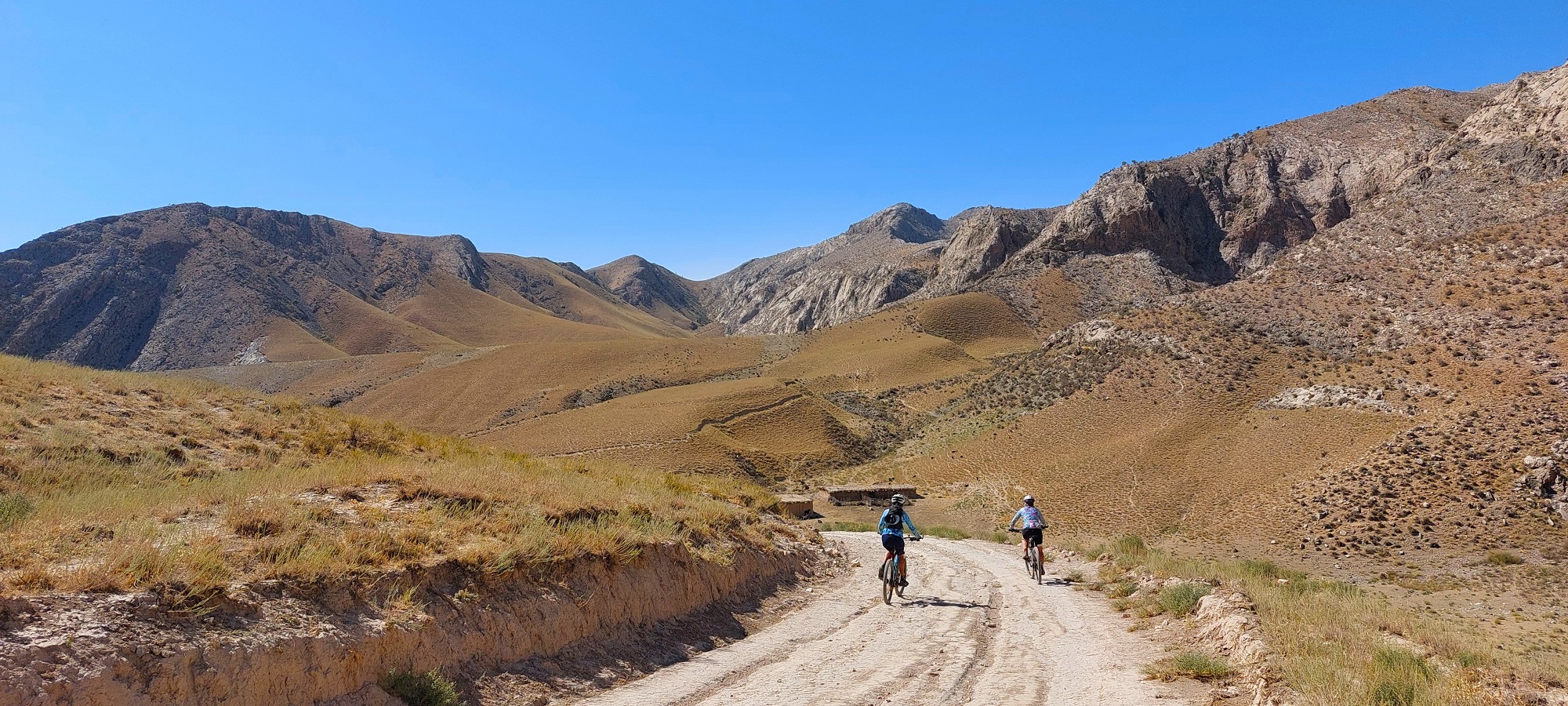 Cycling holidays Uzbekistan