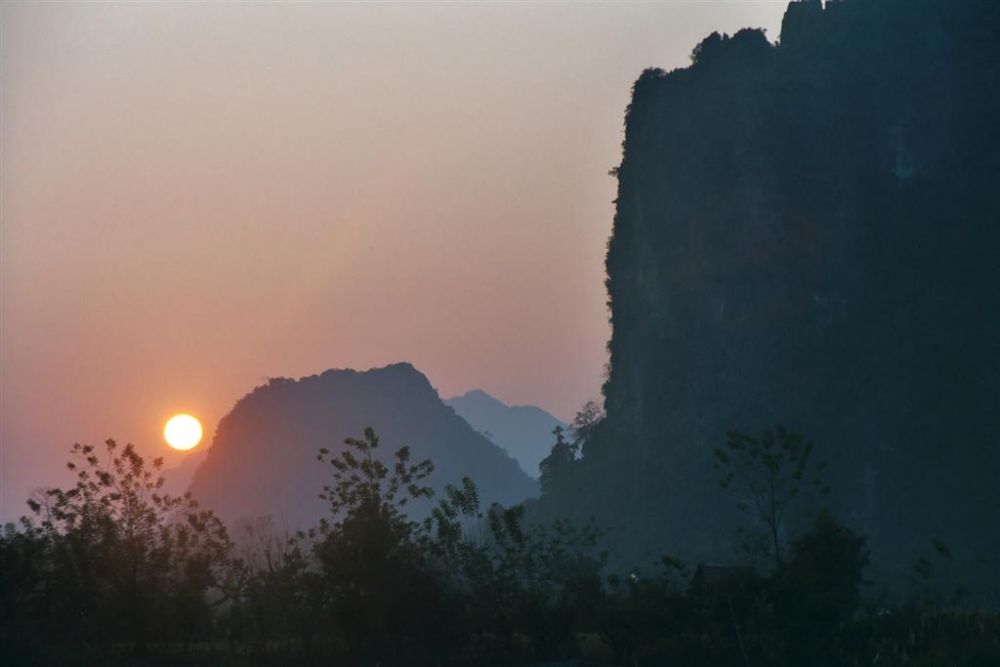 Laos - Laung Prabang to Vientiane