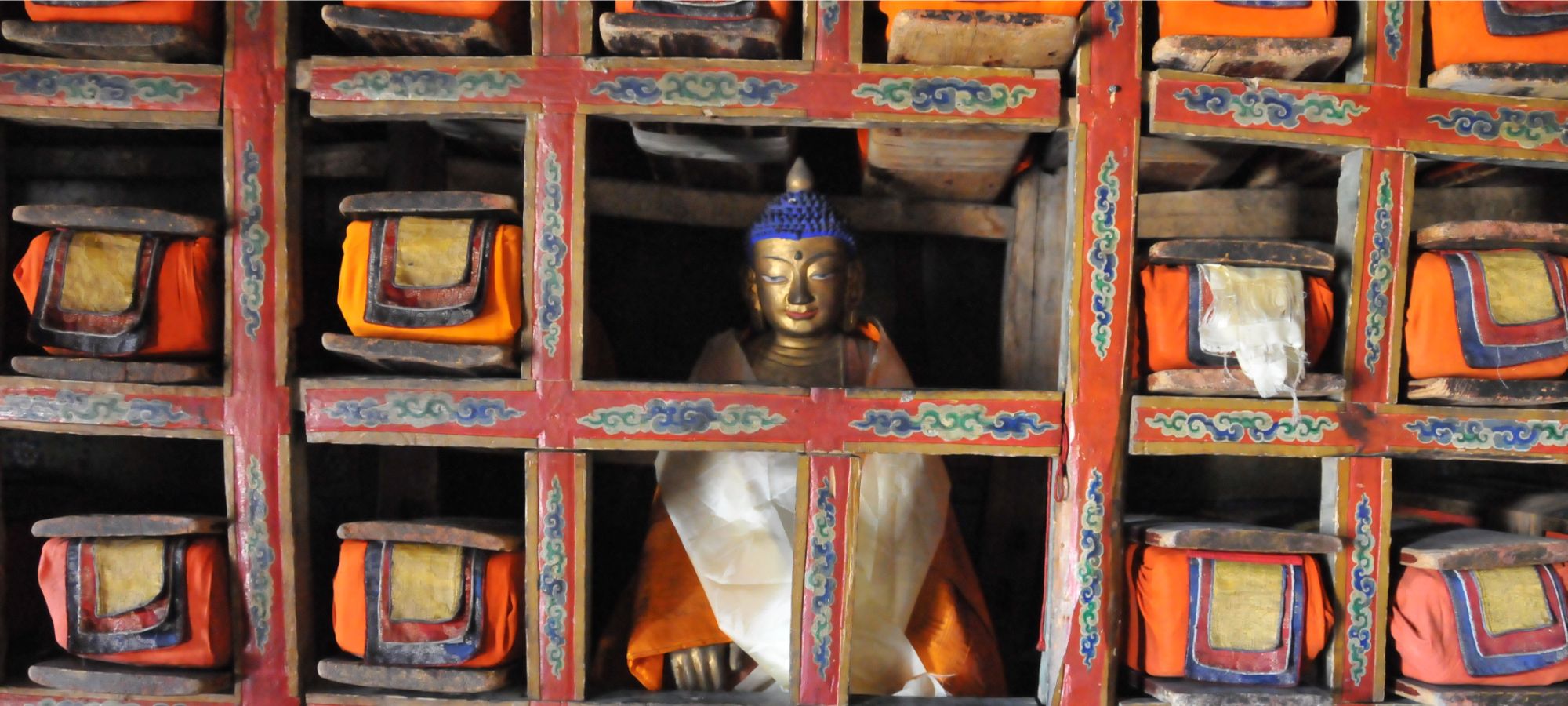 buddhist houses India himalaya