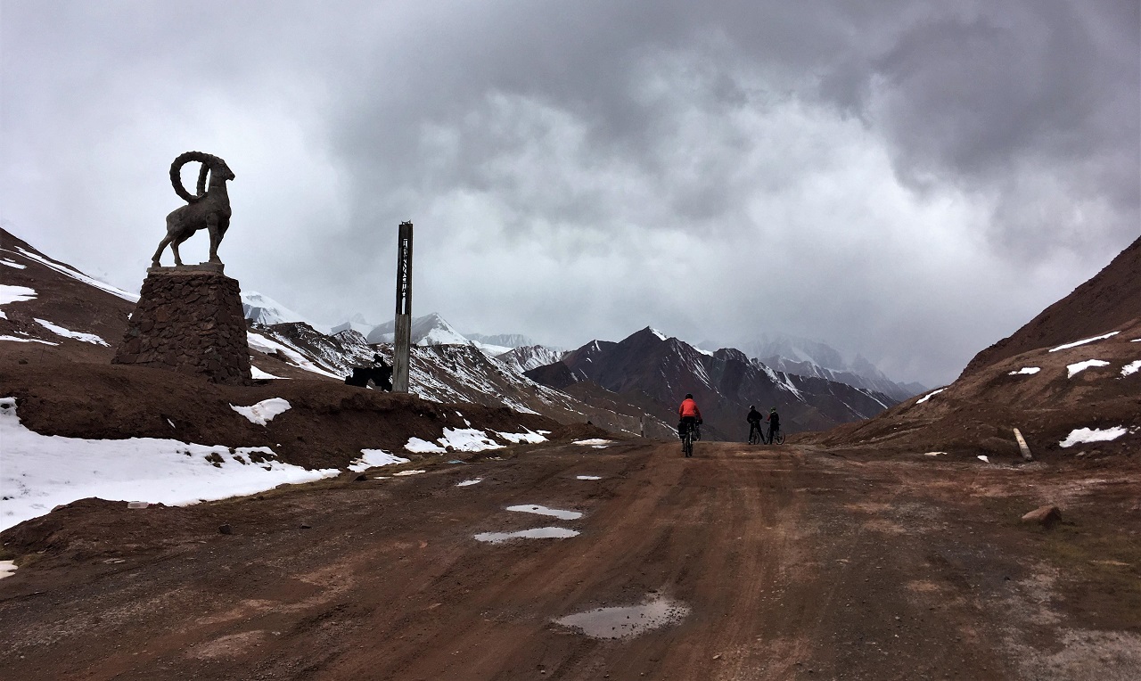 Kyzyl Art Pass Tajikistan - Kyrgyzstan