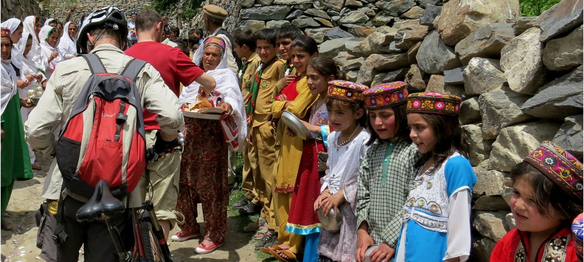 Children in Hussainabad 