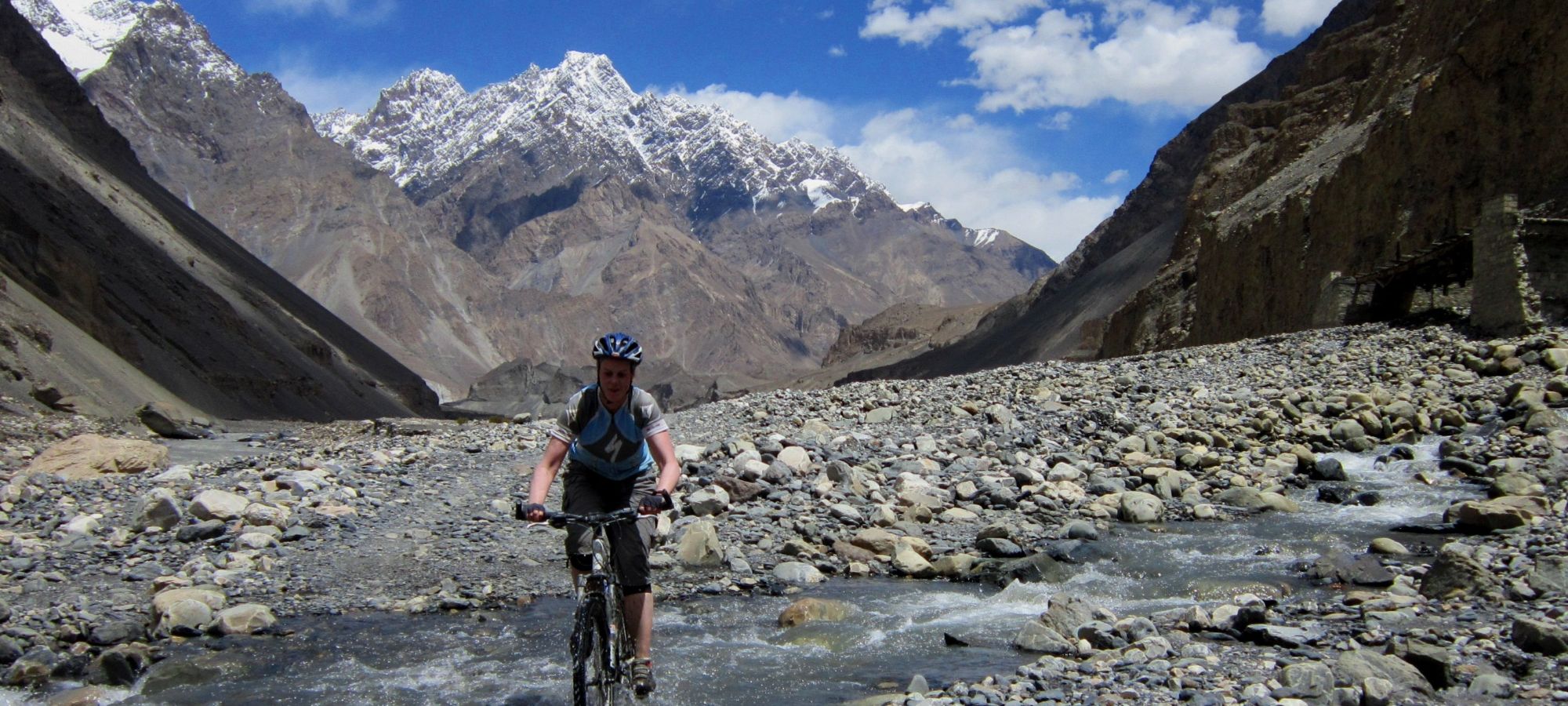 Cycling Shimshal to Passu, Pakistan