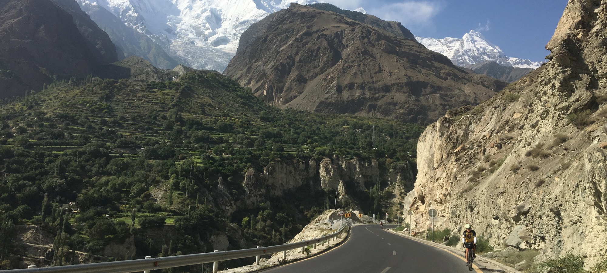 Road to Karimabad, Pakistan