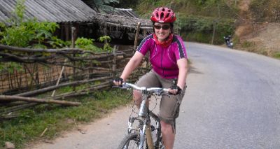 Nicola Webb Cycling on the  tour with redspokes