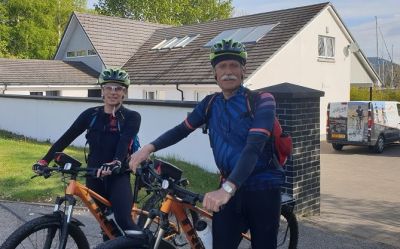 Lidian Fransan Cycling on the  tour with redspokes