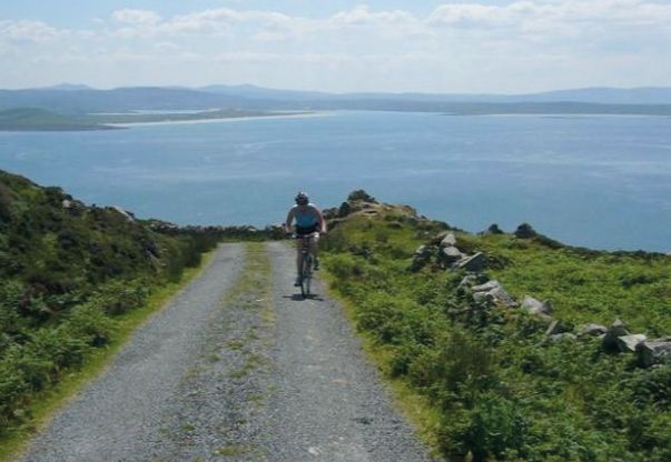 Explore redspokes' Discover Ireland  Bicycle Tour